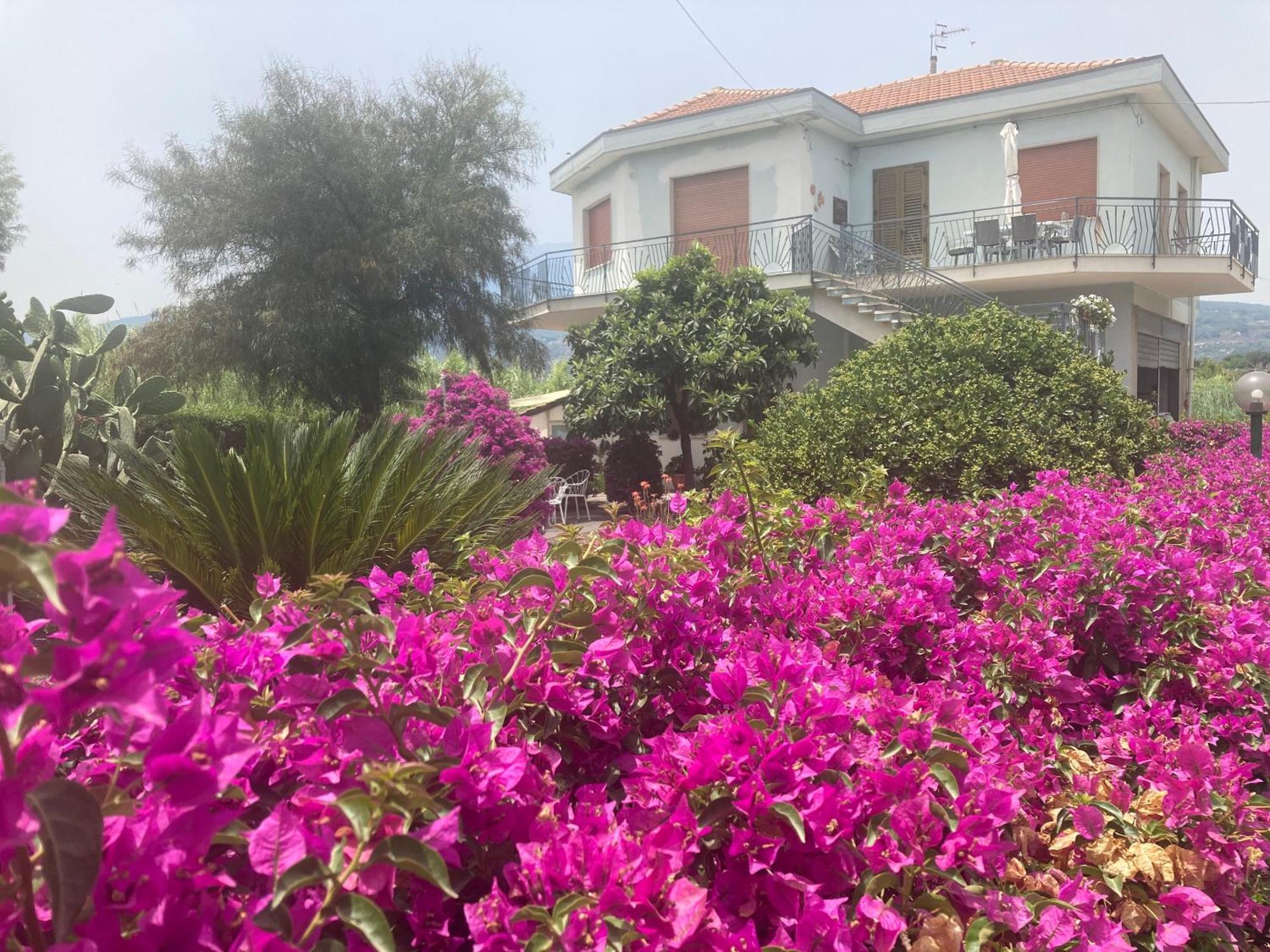 Villa Con Piscina Esclusiva Vista Etna Mascali Eksteriør billede